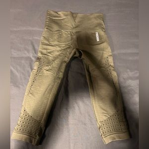 Gymshark Comfy cute squat proof capris